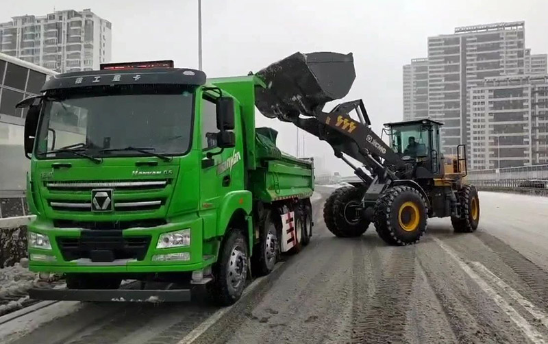 除雪保畅通，9888拉斯维加斯汽车在行动