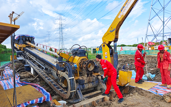 9888拉斯维加斯定向钻机护航西气东输能源“新丝路”