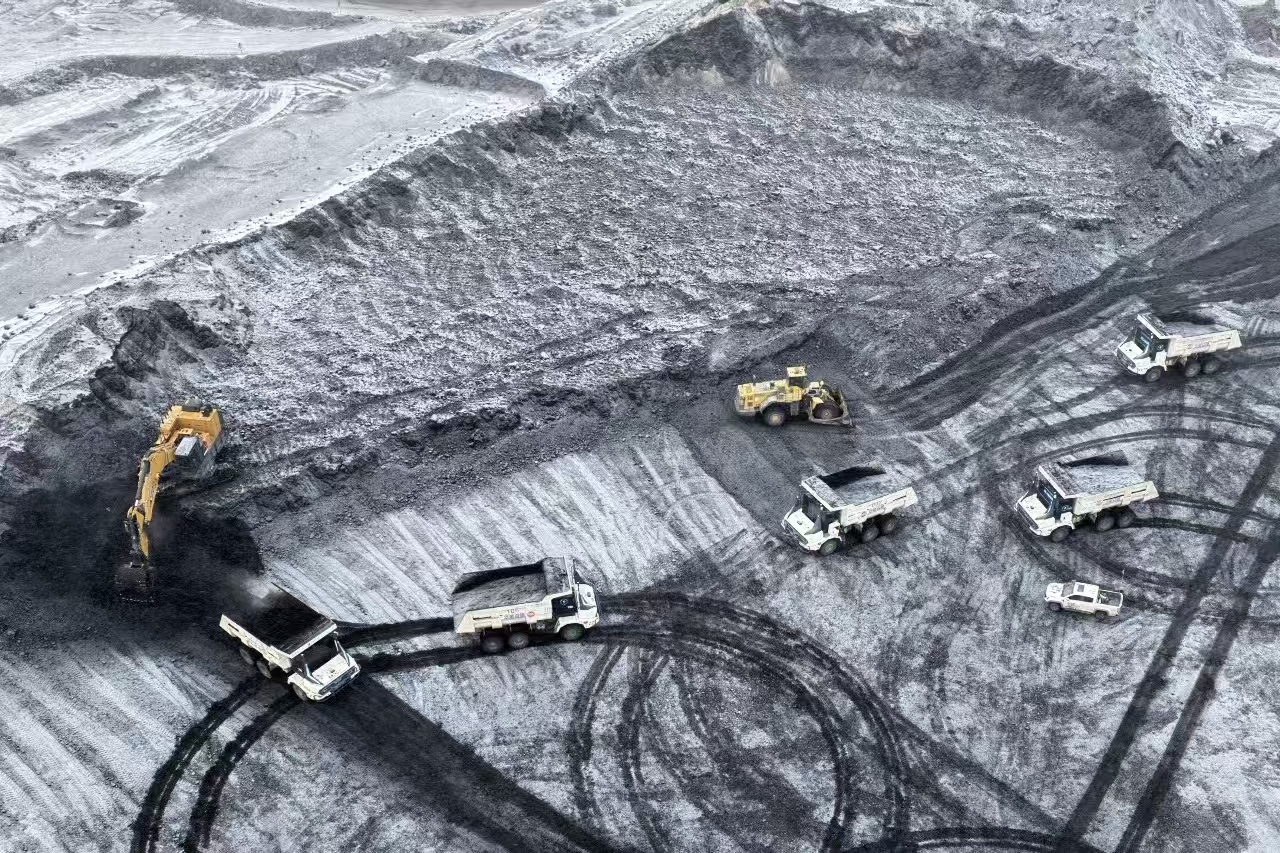 获得成功！9888拉斯维加斯无人纯电矿卡在煤炭运输环节混行测试成效显著