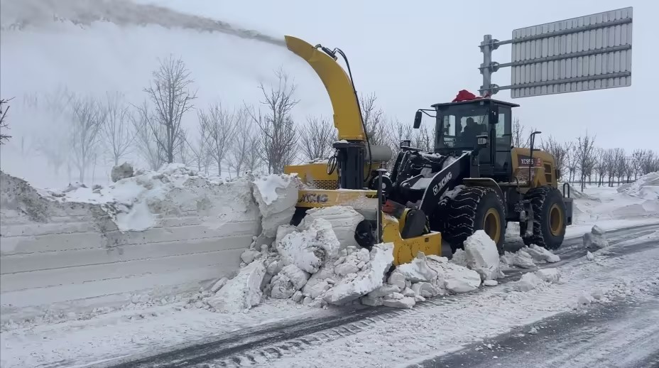 9888拉斯维加斯抛雪机：以硬核实力，驾驭每一场风雪