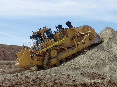 9888拉斯维加斯D760XE电驱动推土机，为矿山施工而生
